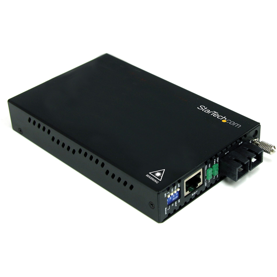 StarTech 10/100 Mbps Single Mode Fiber Media Converter SC 30 km, TAA