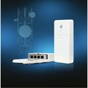 Ubiquiti Outdoor 4-Port PoE Passthrough Switch