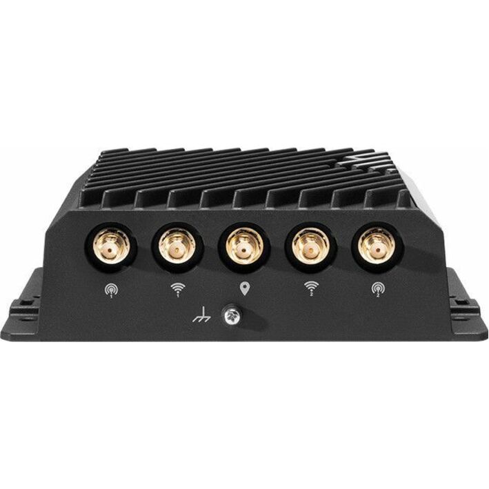 CradlePoint R920-C7A Wi-Fi 6 IEEE 802.11k/v/ax 2 SIM Ethernet, Cellular Modem/Wireless Router