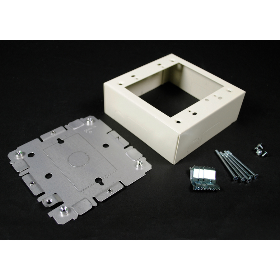 Wiremold 2000 Two-Gang Device Box Fitting