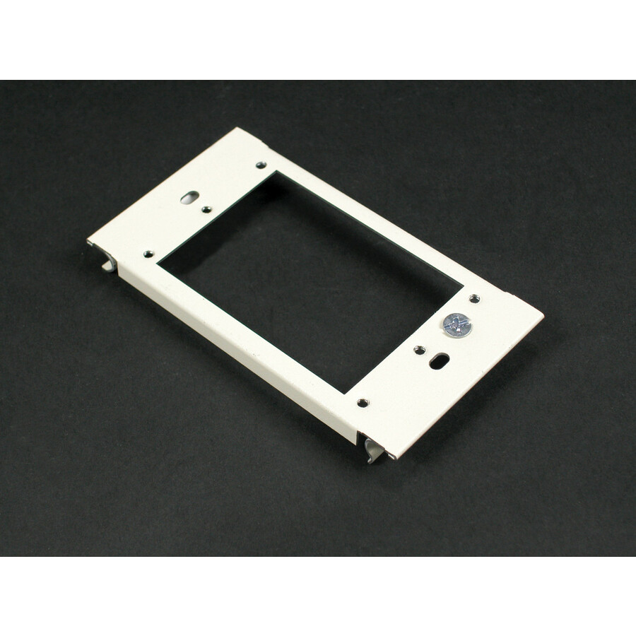 Wiremold 6000 Single-Gang Device Plate Fitting