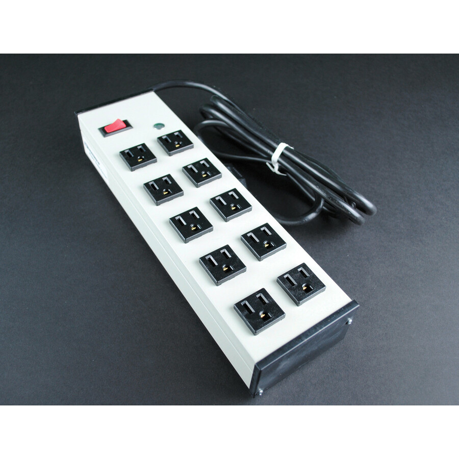 Wiremold Plug-In Outlet Center 10-Outlet Power Strip