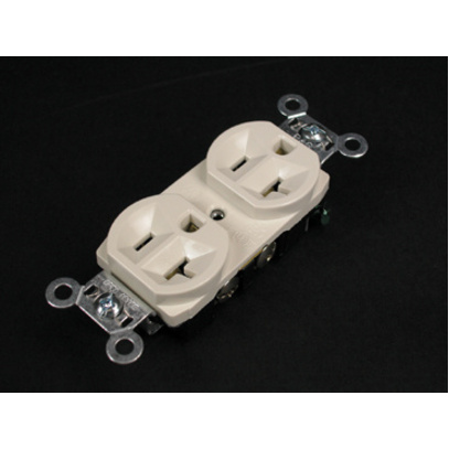 Wiremold 3000 ColorMatch Duplex Receptacle and Plate
