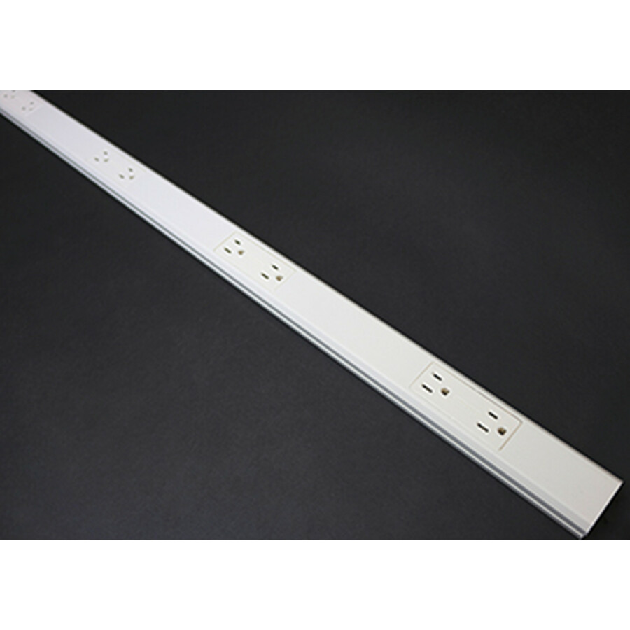 Wiremold NM20GB609 Nonmetallic Plugmold Multioutlet System