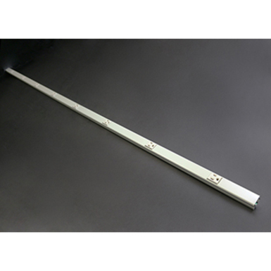 Wiremold Plugmold 2000 8-Outlet Power Strip