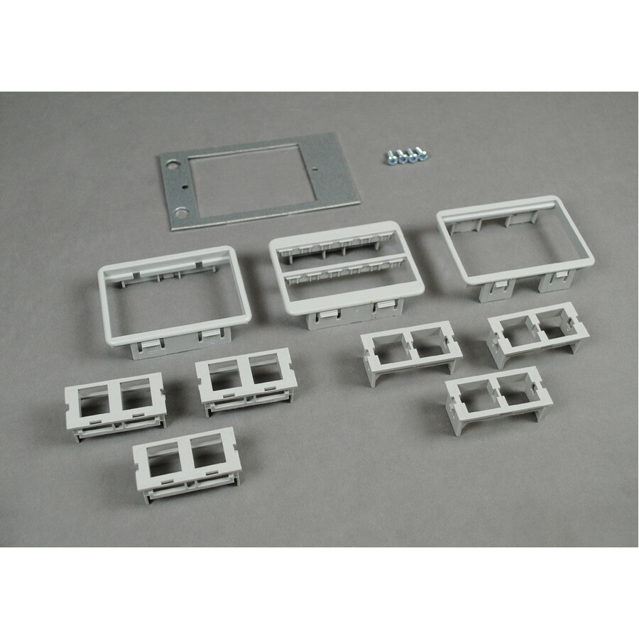 Wiremold CRFB Series Center 6A Comm Adapter