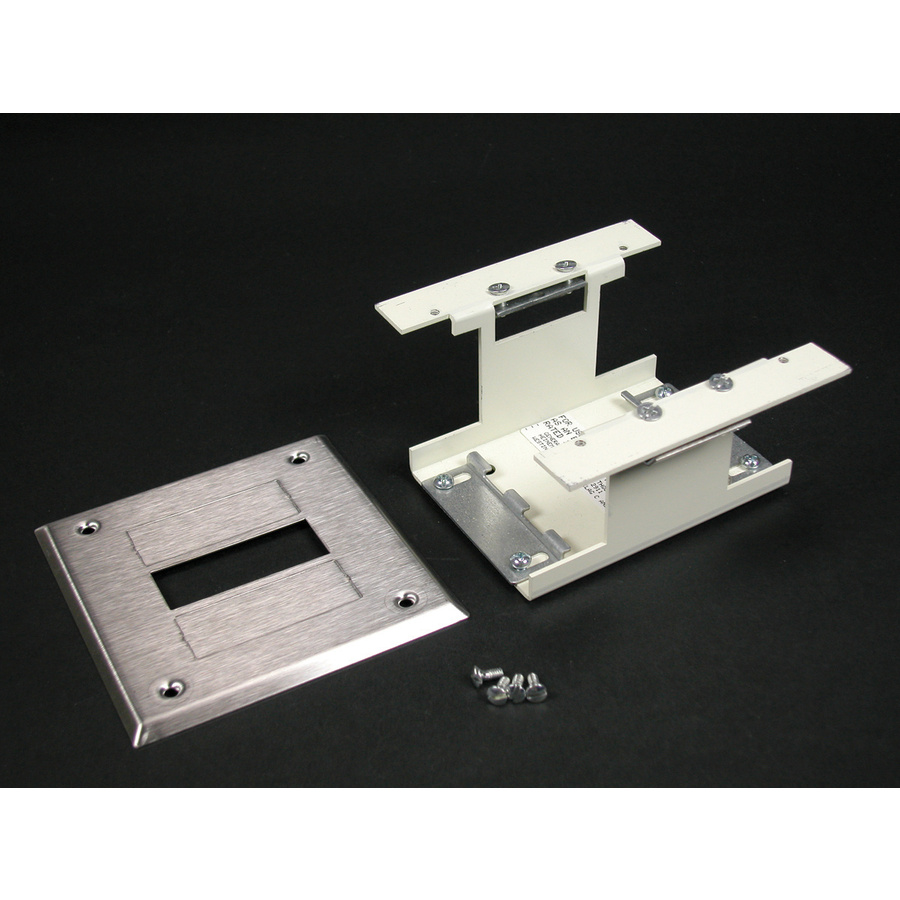 Wiremold 6000 Circuit Breaker Housing Fitting