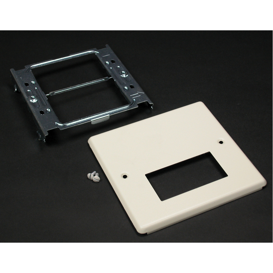 Wiremold 4047 Two-Gang Cover Single Rectangular Opening