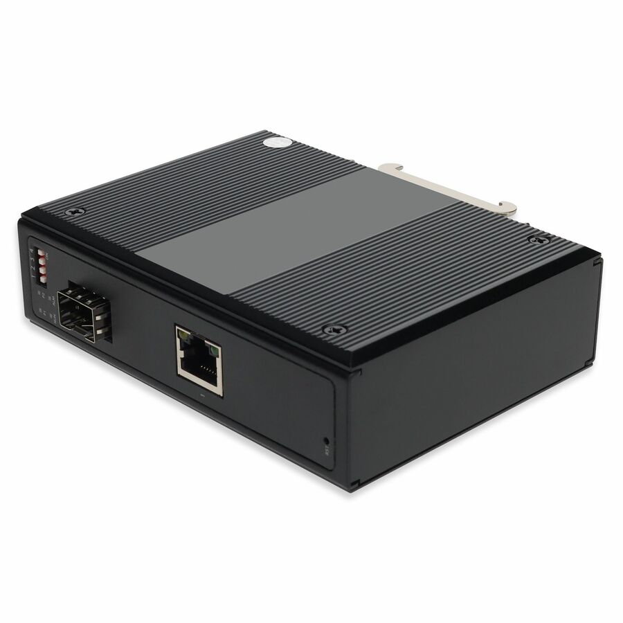 AddOn 10/100/1000Base-TX(RJ-45) to 1x Open SFP Port Managed Industrial Media Converter Switch
