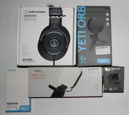 Standard Streaming Accessory Bundle